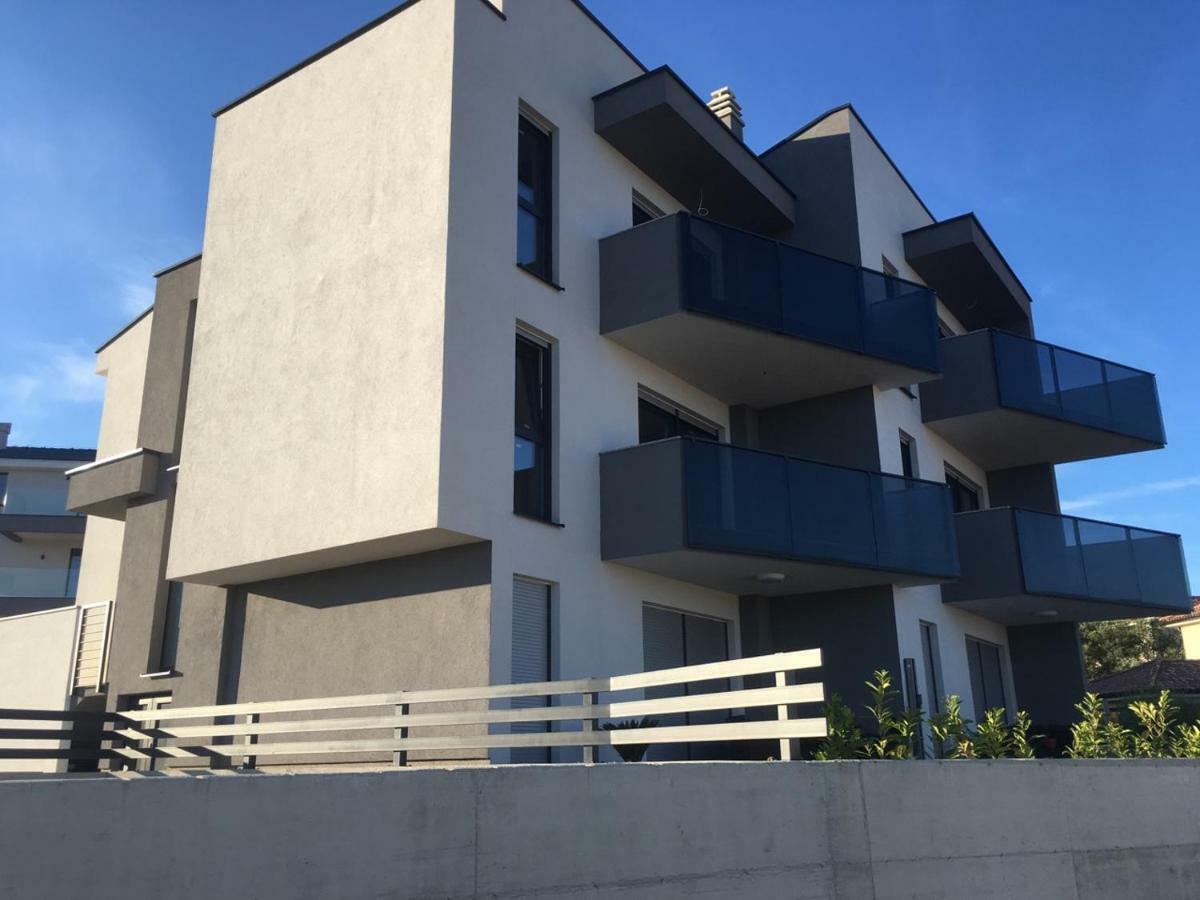 Apartment Sara クルク エクステリア 写真